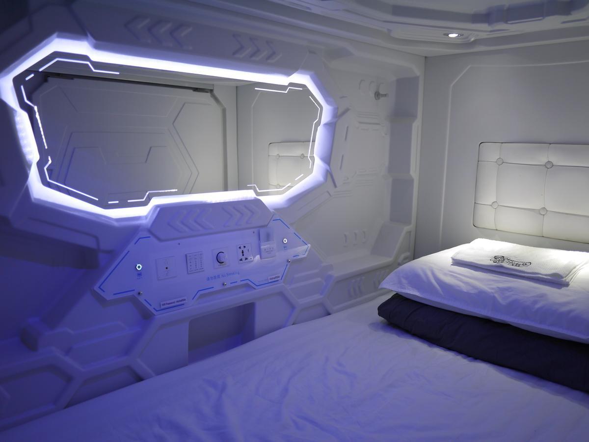Aloha Capsule Hostel センポルナ エクステリア 写真